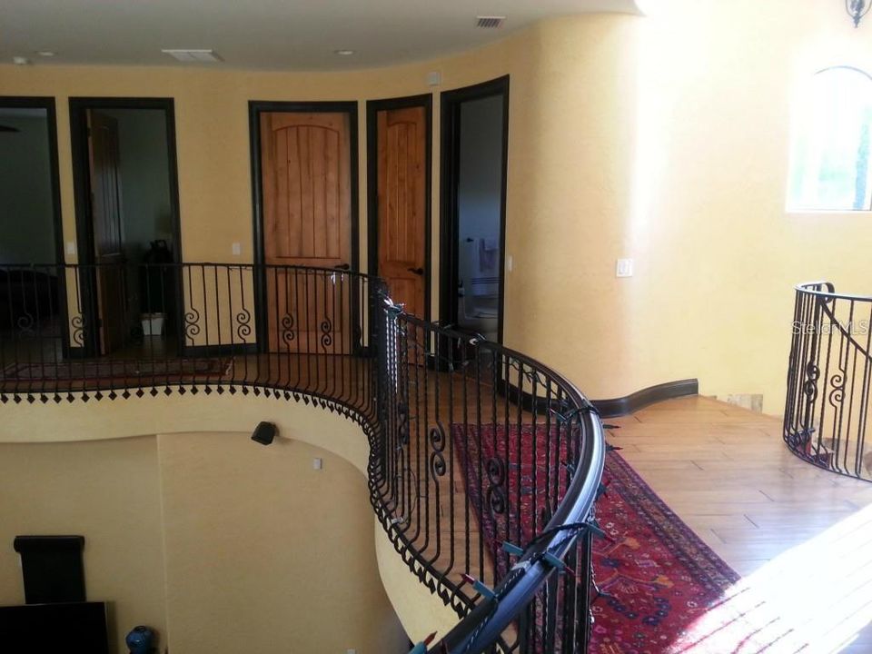 For Rent: $6,500 (5 beds, 3 baths, 3348 Square Feet)