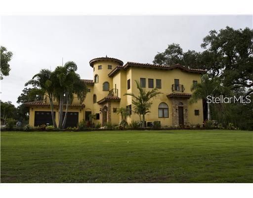 For Rent: $6,500 (5 beds, 3 baths, 3348 Square Feet)