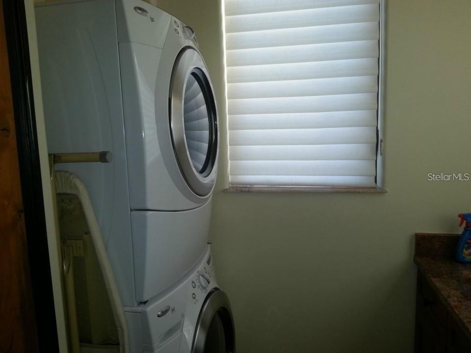 For Rent: $6,500 (5 beds, 3 baths, 3348 Square Feet)