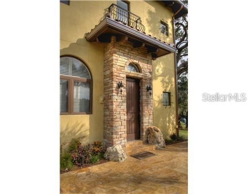 For Rent: $6,500 (5 beds, 3 baths, 3348 Square Feet)