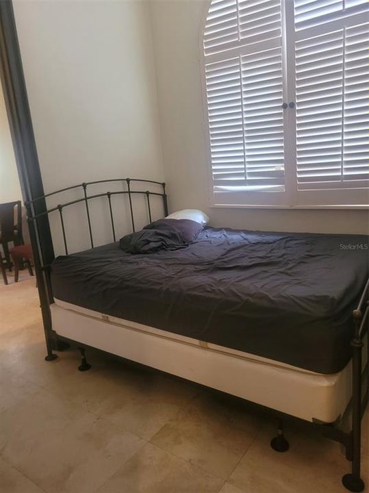 For Rent: $6,500 (5 beds, 3 baths, 3348 Square Feet)