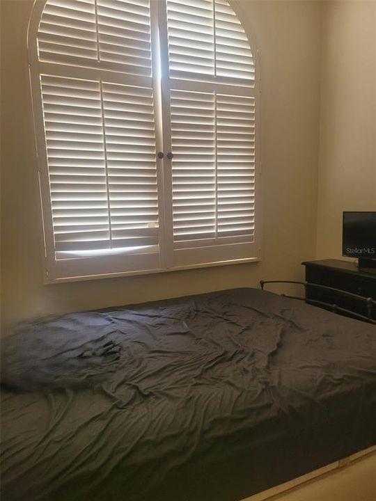 For Rent: $6,500 (5 beds, 3 baths, 3348 Square Feet)