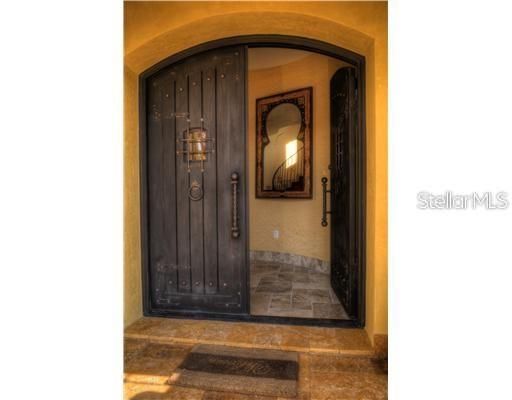 For Rent: $6,500 (5 beds, 3 baths, 3348 Square Feet)