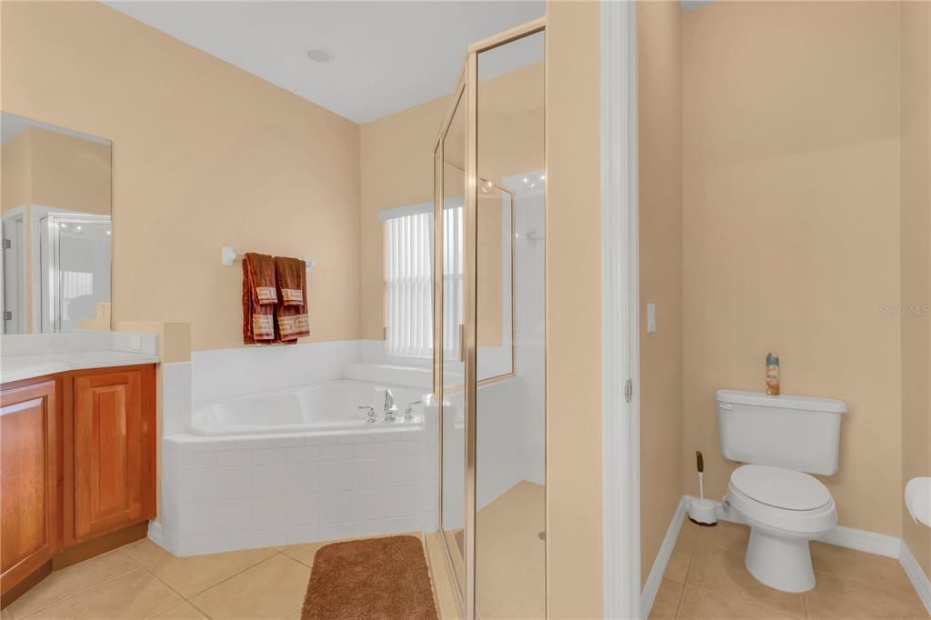 For Sale: $465,000 (4 beds, 3 baths, 2254 Square Feet)