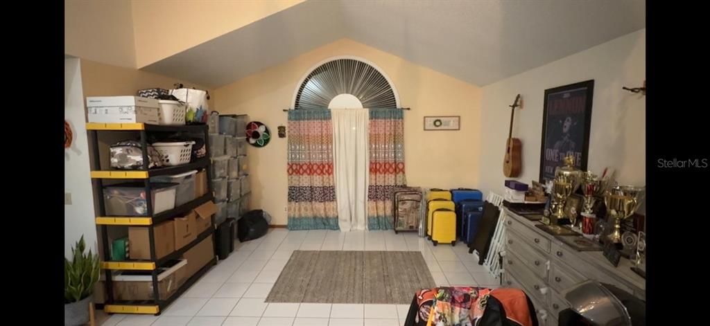 For Sale: $384,900 (3 beds, 2 baths, 1580 Square Feet)