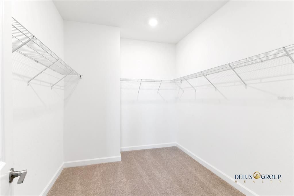 Active With Contract: $3,200 (4 beds, 3 baths, 2532 Square Feet)