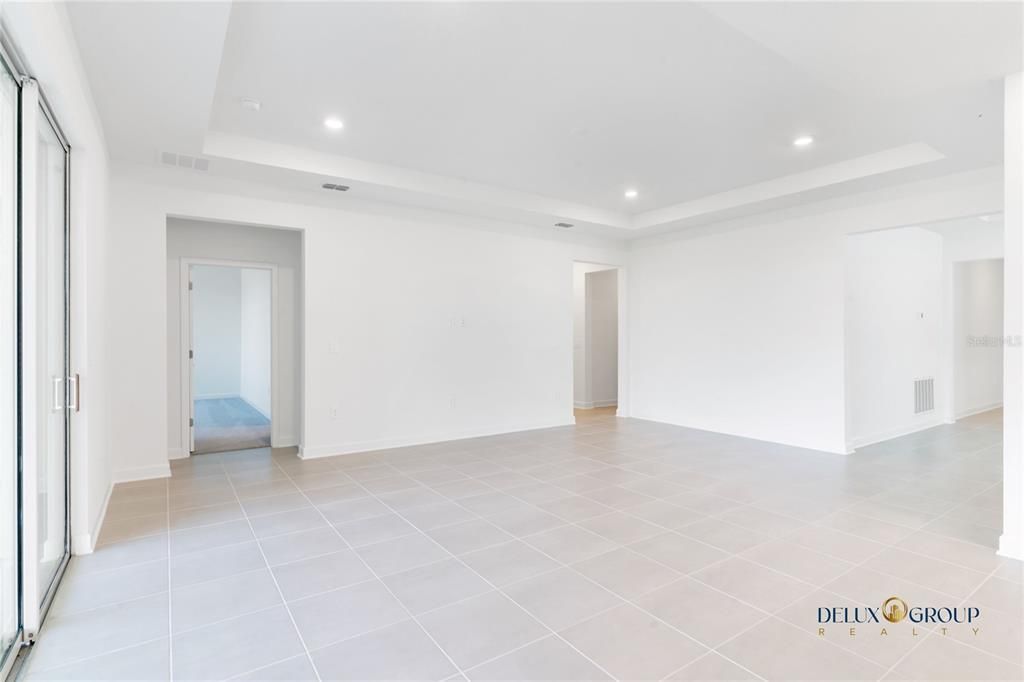 Active With Contract: $3,200 (4 beds, 3 baths, 2532 Square Feet)