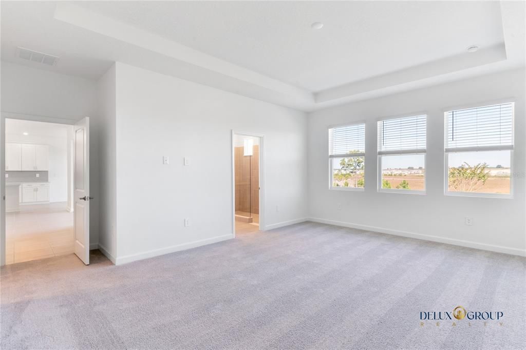 Active With Contract: $3,200 (4 beds, 3 baths, 2532 Square Feet)