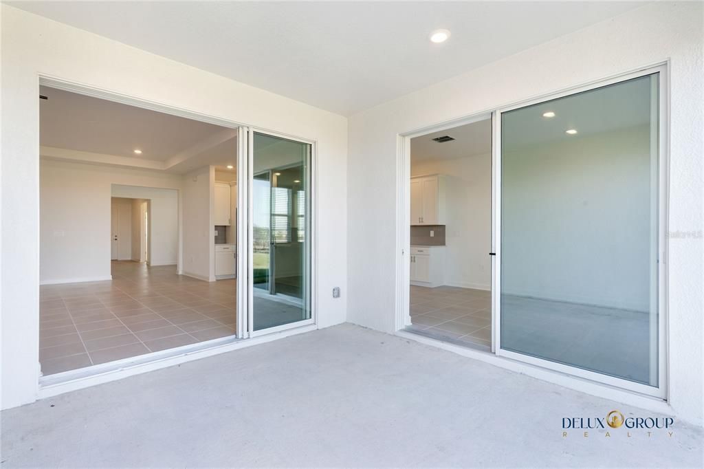 Active With Contract: $3,200 (4 beds, 3 baths, 2532 Square Feet)