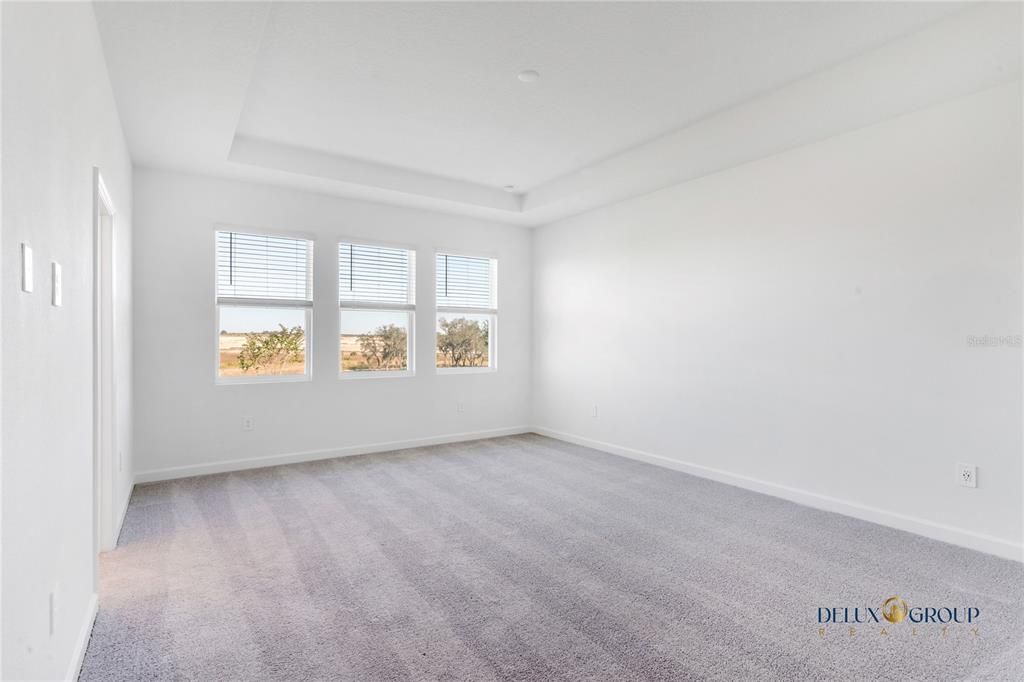 Active With Contract: $3,200 (4 beds, 3 baths, 2532 Square Feet)