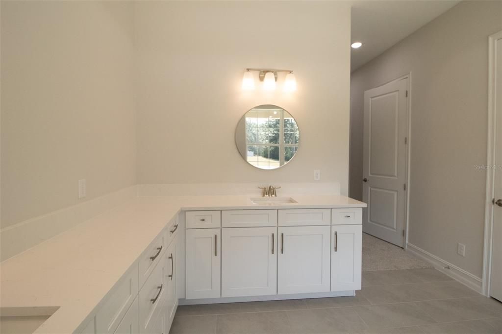 На продажу: $595,000 (3 спален, 3 ванн, 2606 Квадратных фут)