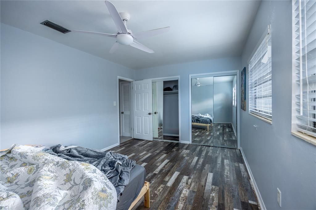 待售: $95,000 (1 贝兹, 1 浴室, 540 平方英尺)