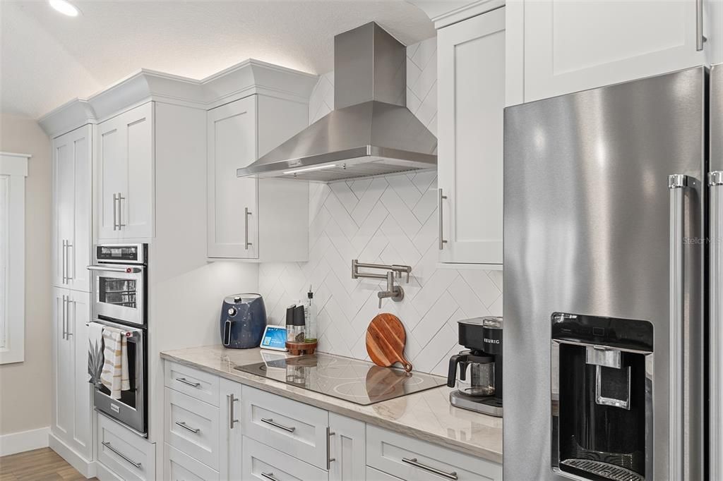 На продажу: $784,000 (4 спален, 2 ванн, 2503 Квадратных фут)