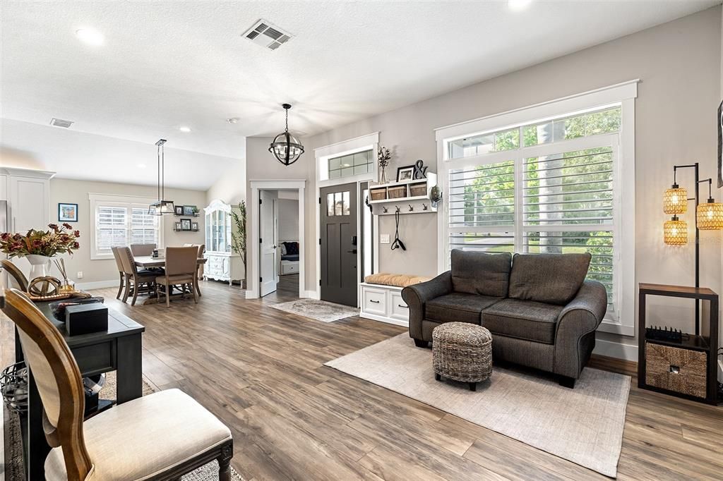 На продажу: $784,000 (4 спален, 2 ванн, 2503 Квадратных фут)