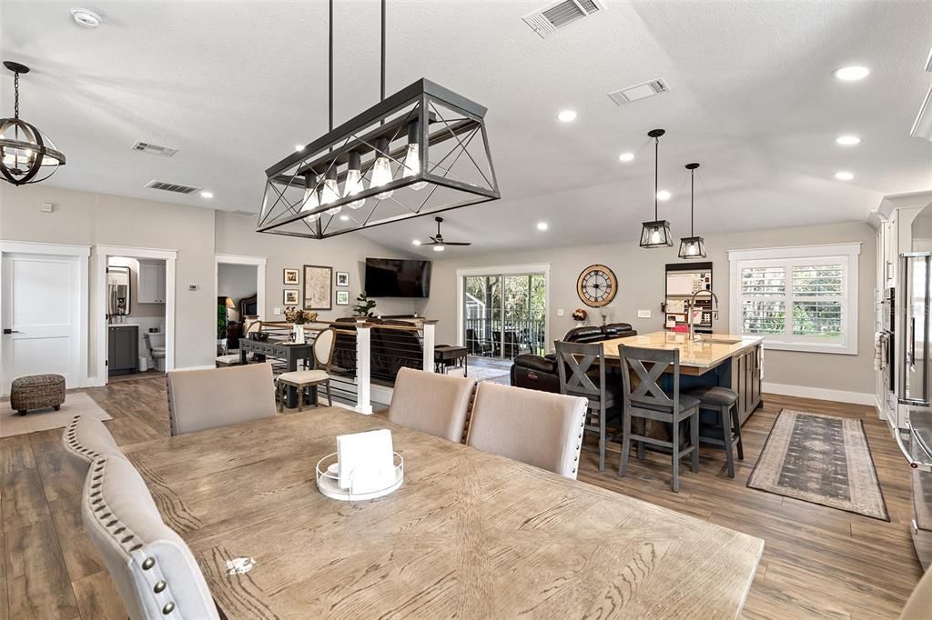 На продажу: $784,000 (4 спален, 2 ванн, 2503 Квадратных фут)