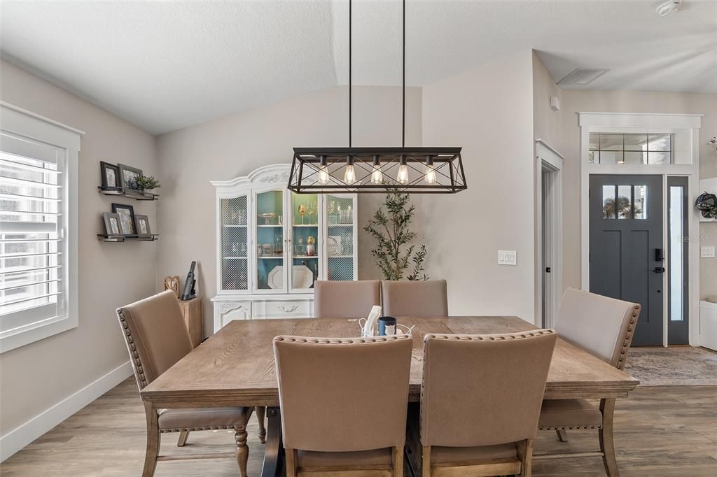 На продажу: $784,000 (4 спален, 2 ванн, 2503 Квадратных фут)