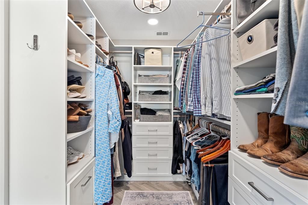 На продажу: $784,000 (4 спален, 2 ванн, 2503 Квадратных фут)