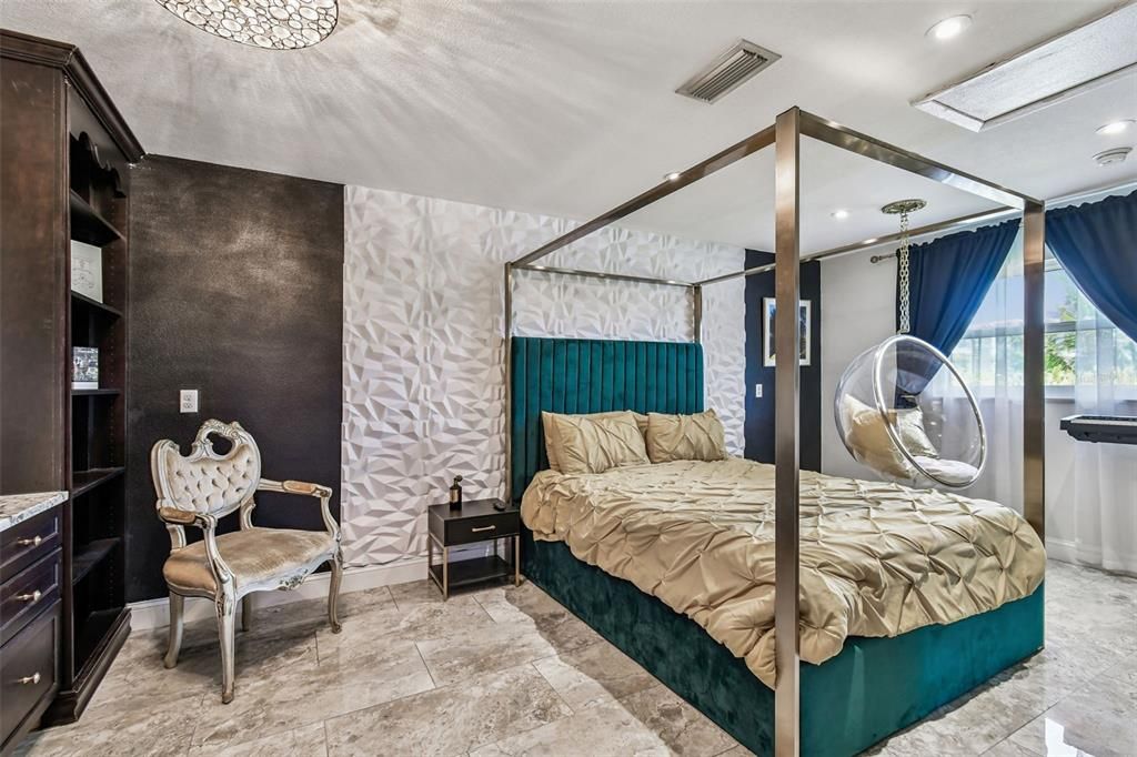 На продажу: $2,600,000 (5 спален, 3 ванн, 3463 Квадратных фут)