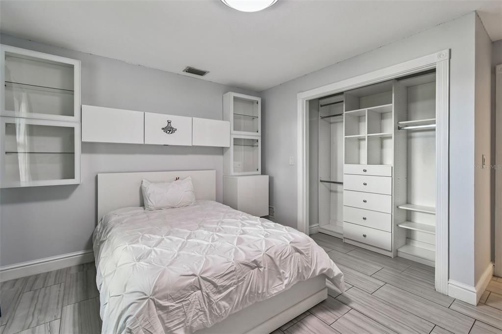 На продажу: $2,600,000 (5 спален, 3 ванн, 3463 Квадратных фут)