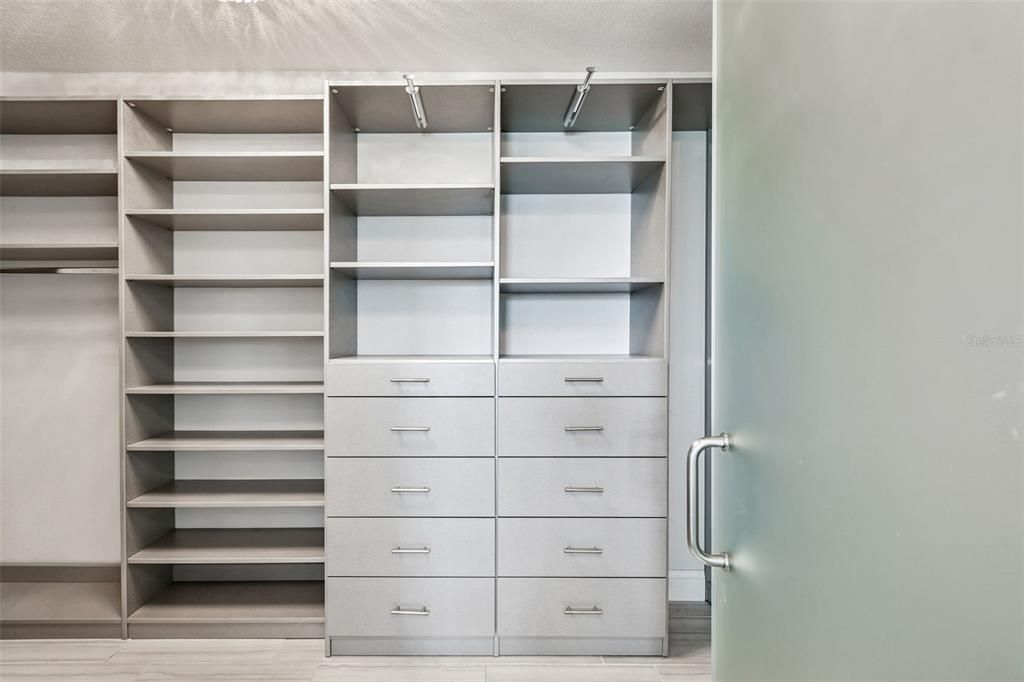 На продажу: $2,600,000 (5 спален, 3 ванн, 3463 Квадратных фут)