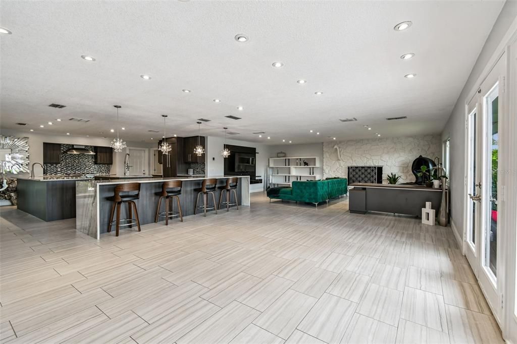 На продажу: $2,600,000 (5 спален, 3 ванн, 3463 Квадратных фут)