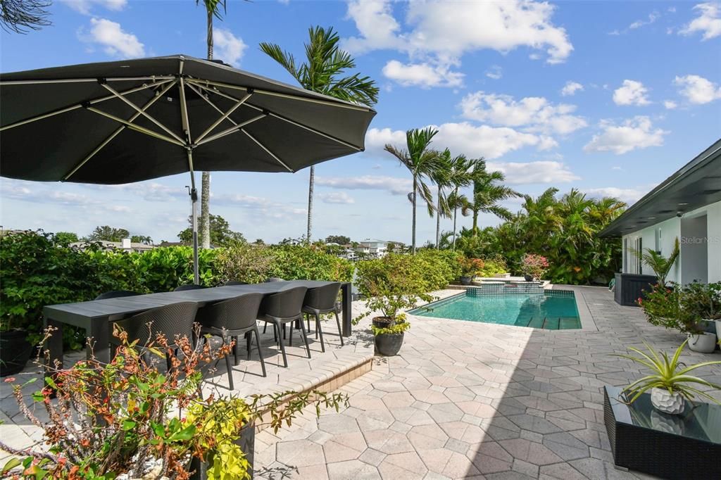 На продажу: $2,600,000 (5 спален, 3 ванн, 3463 Квадратных фут)