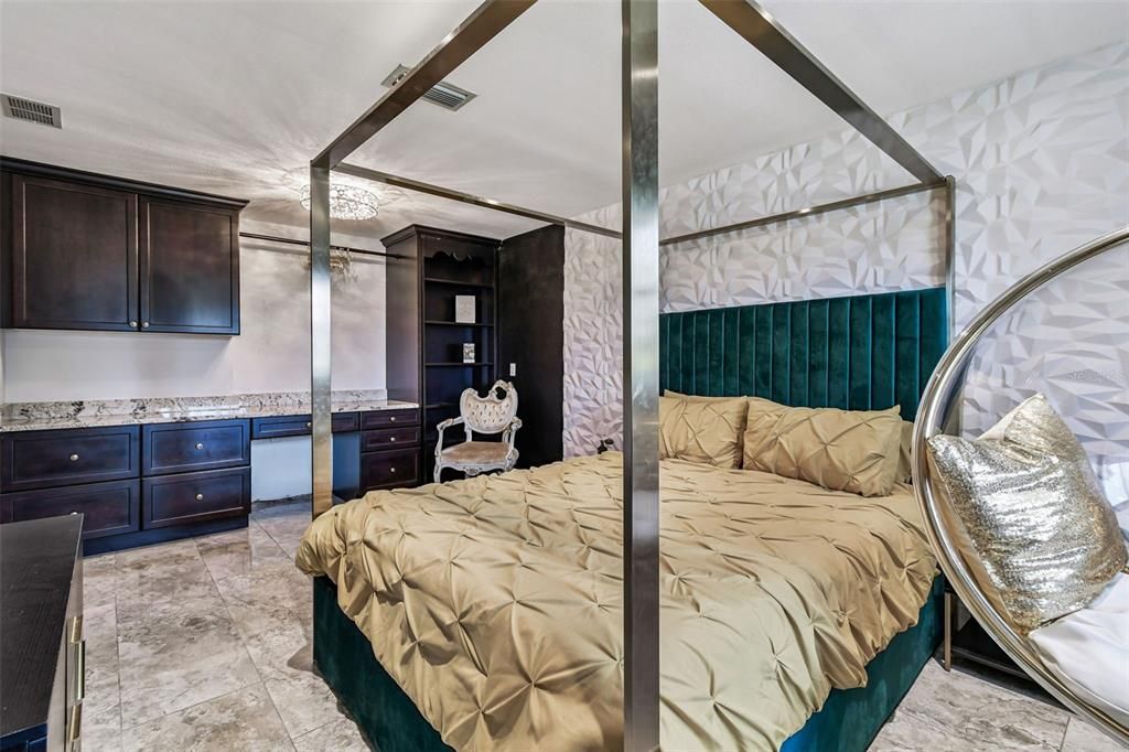 На продажу: $2,600,000 (5 спален, 3 ванн, 3463 Квадратных фут)