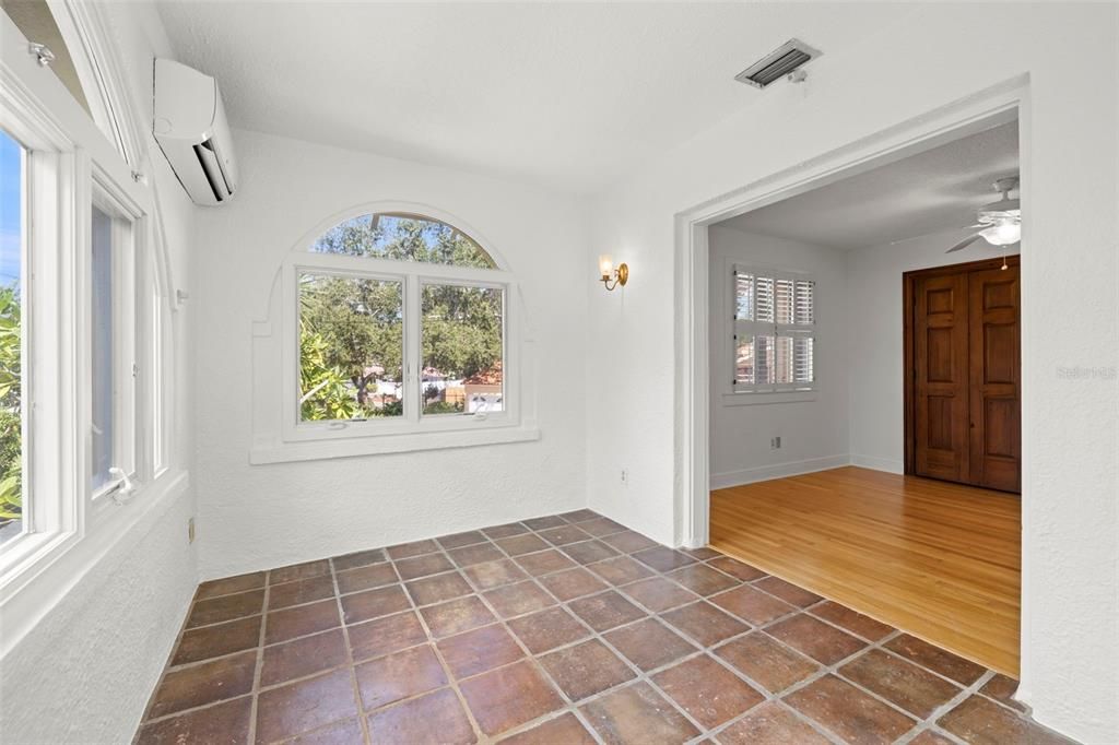 待售: $2,995,000 (5 贝兹, 6 浴室, 4456 平方英尺)