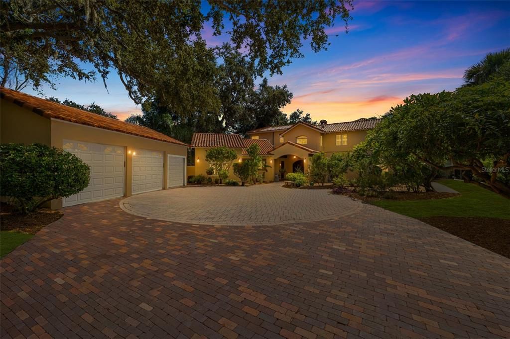 待售: $2,995,000 (5 贝兹, 6 浴室, 4456 平方英尺)