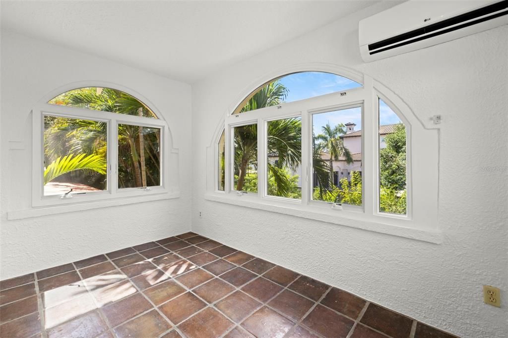 待售: $2,995,000 (5 贝兹, 6 浴室, 4456 平方英尺)