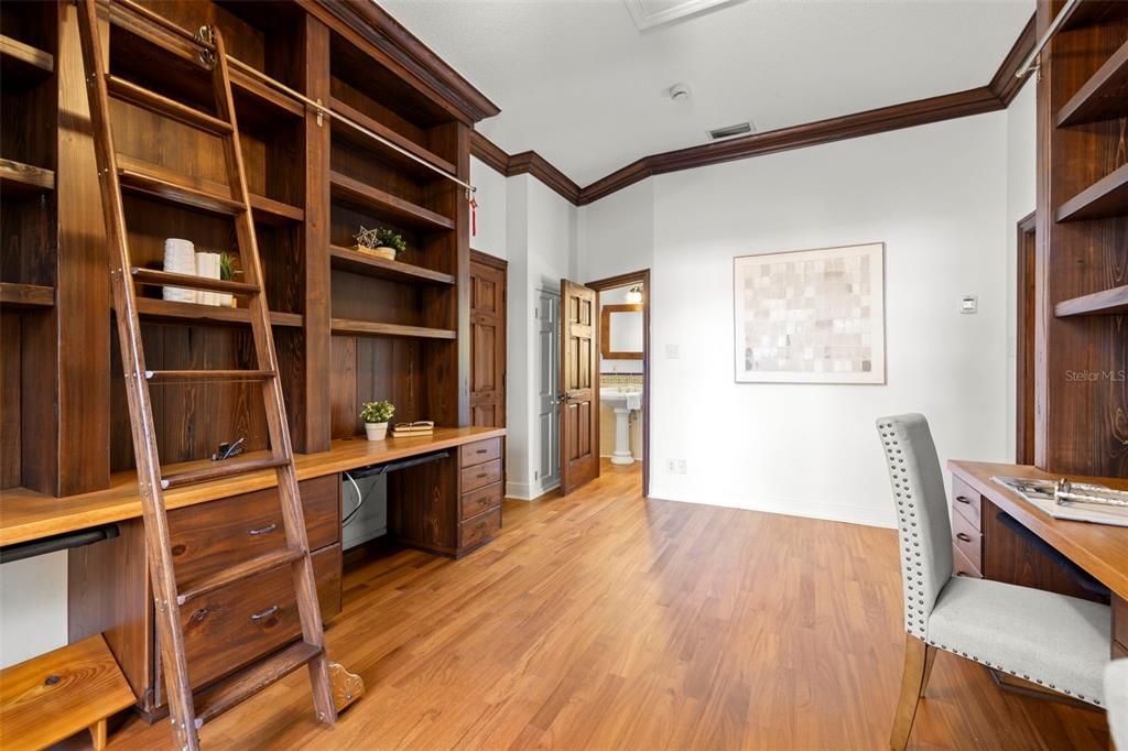 待售: $2,995,000 (5 贝兹, 6 浴室, 4456 平方英尺)