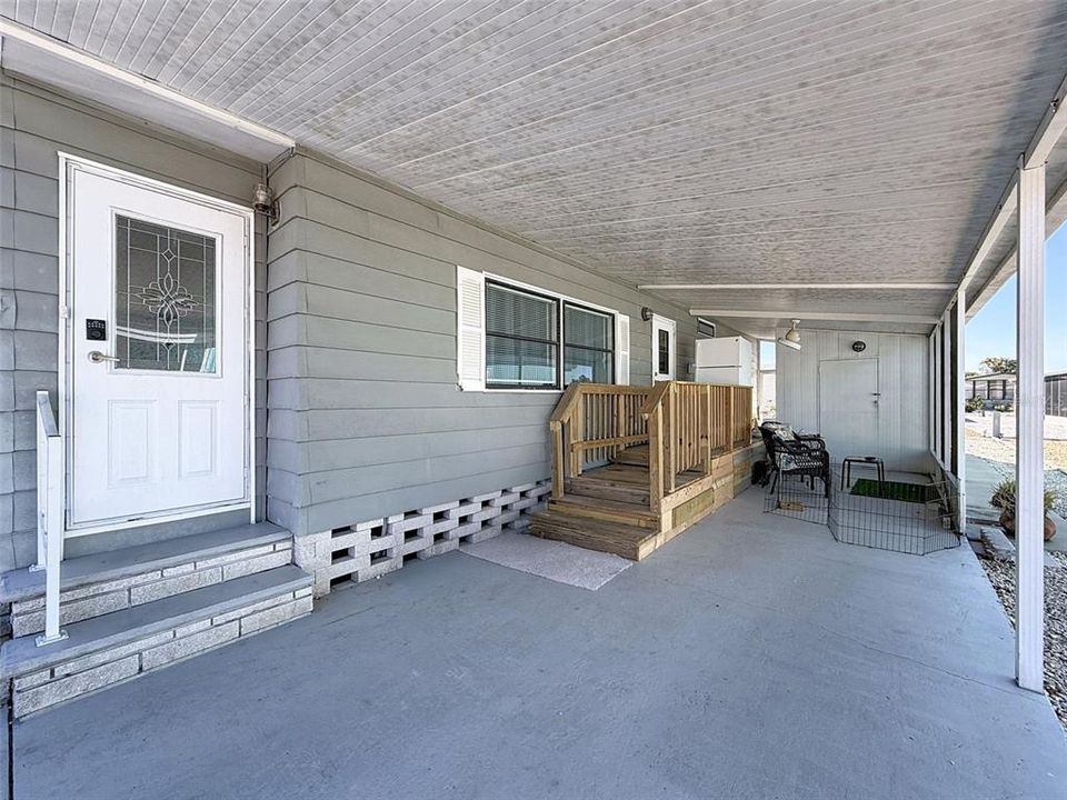 For Sale: $154,900 (2 beds, 2 baths, 1144 Square Feet)