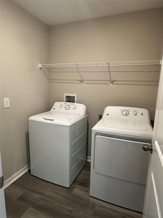 待售: $369,900 (4 贝兹, 2 浴室, 1914 平方英尺)