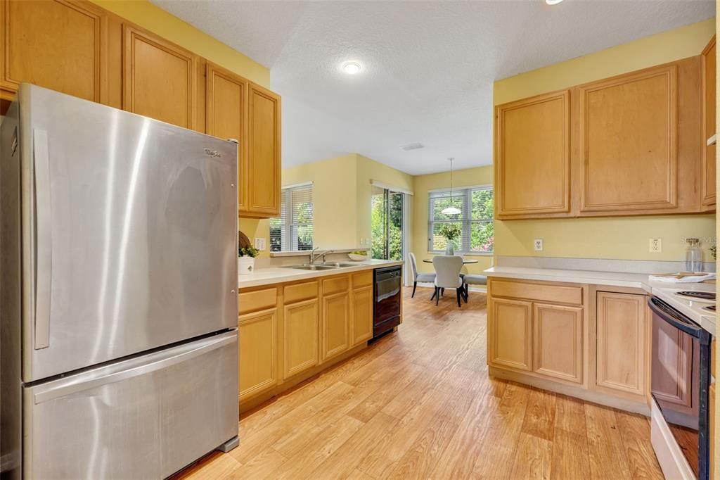 Active With Contract: $385,000 (3 beds, 2 baths, 1772 Square Feet)