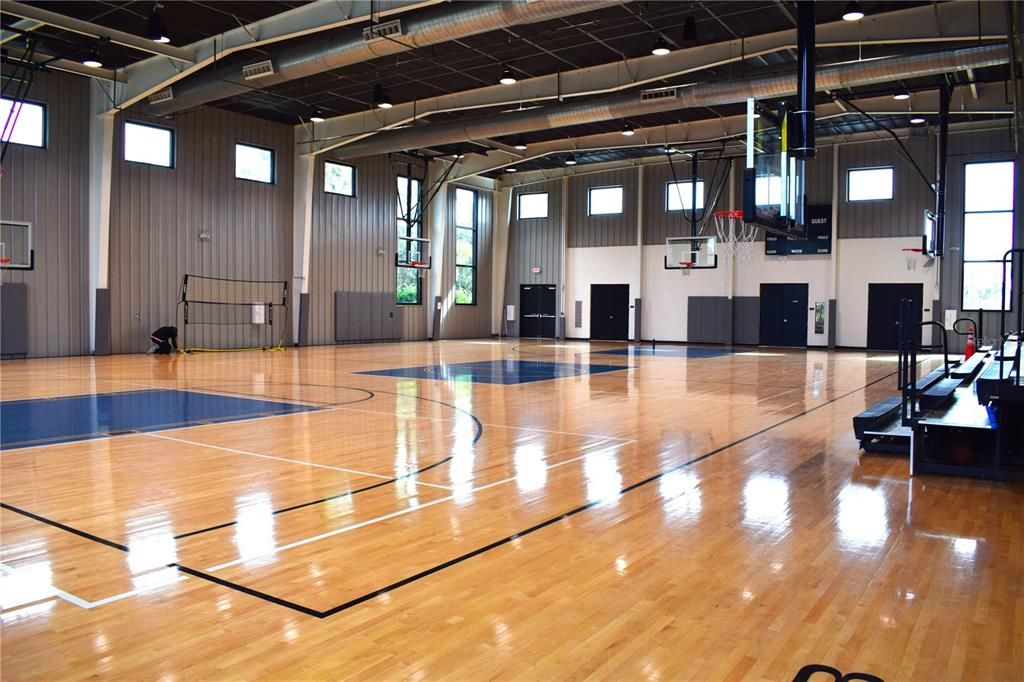 For Sale: $740,000 (3 beds, 3 baths, 2433 Square Feet)