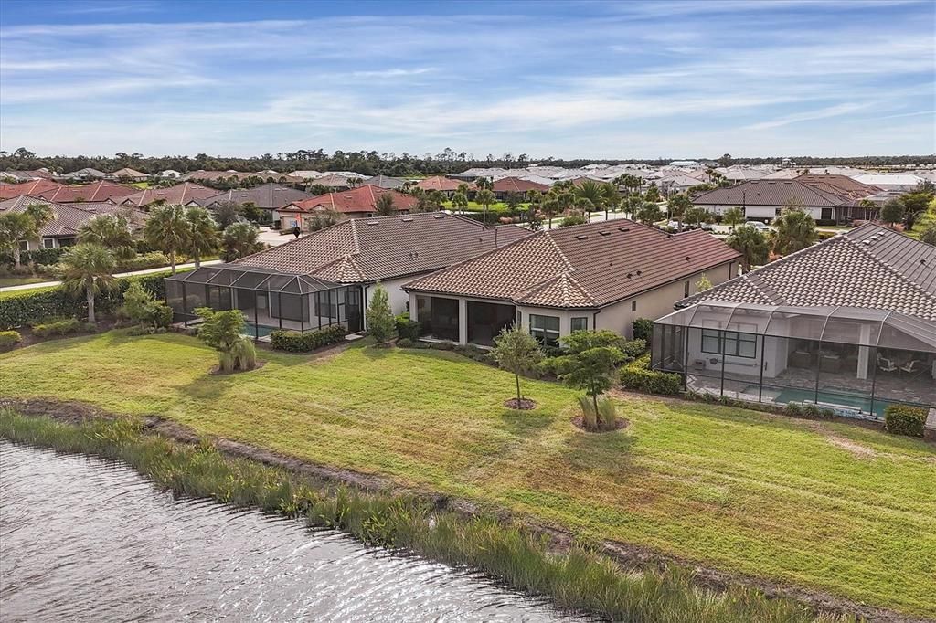 For Sale: $740,000 (3 beds, 3 baths, 2433 Square Feet)