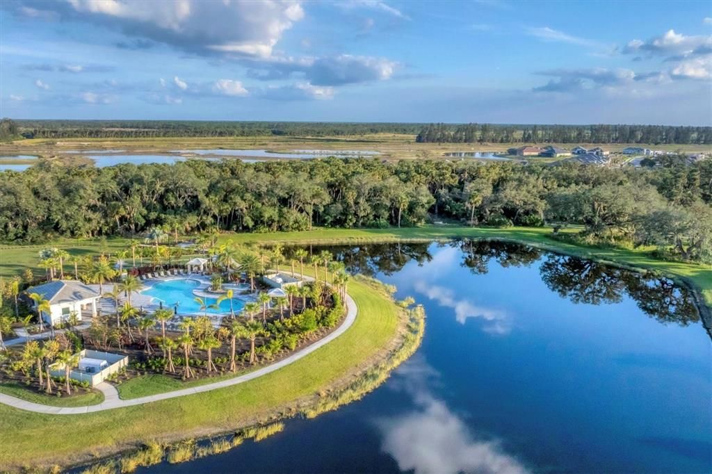 For Sale: $740,000 (3 beds, 3 baths, 2433 Square Feet)