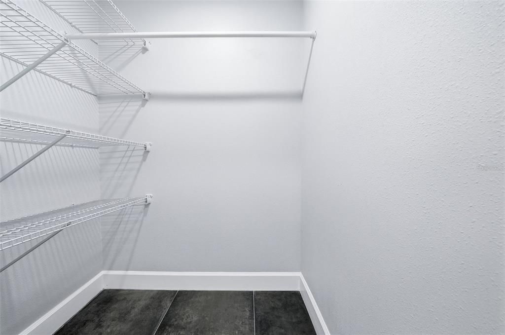 En Venta: $699,999 (4 camas, 2 baños, 1864 Pies cuadrados)