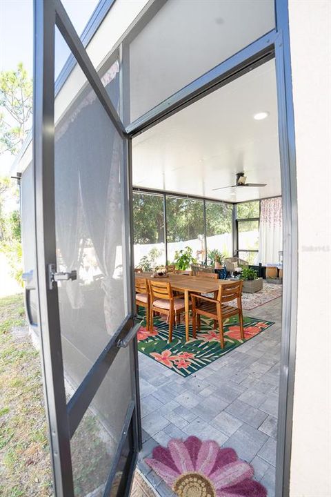 En Venta: $355,000 (3 camas, 2 baños, 1304 Pies cuadrados)