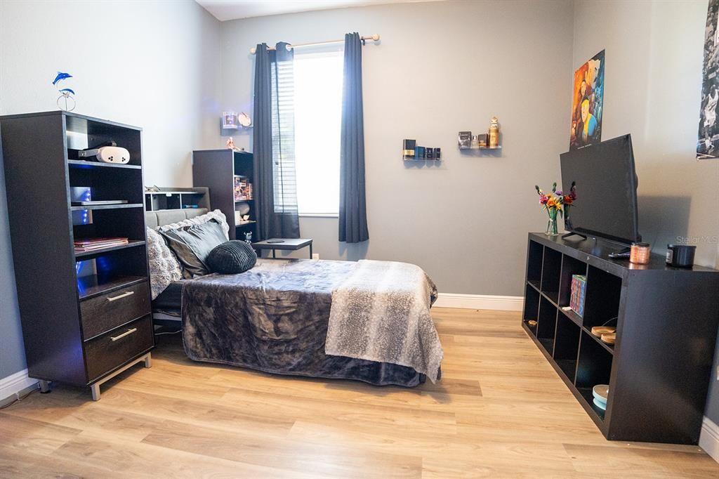 En Venta: $355,000 (3 camas, 2 baños, 1304 Pies cuadrados)