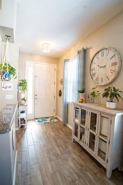 En Venta: $355,000 (3 camas, 2 baños, 1304 Pies cuadrados)