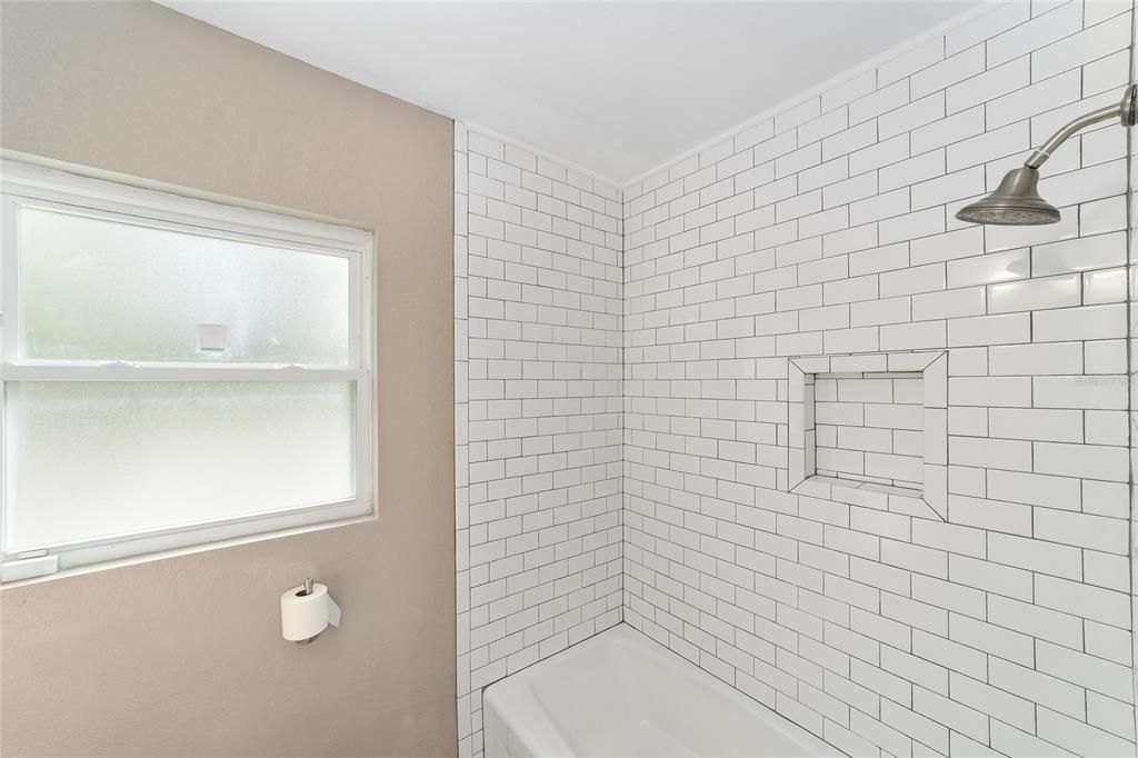 Active With Contract: $470,000 (3 beds, 2 baths, 2068 Square Feet)