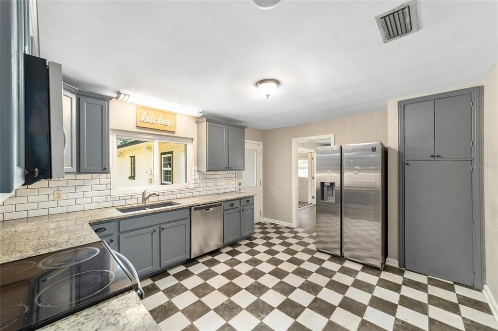 Active With Contract: $470,000 (3 beds, 2 baths, 2068 Square Feet)