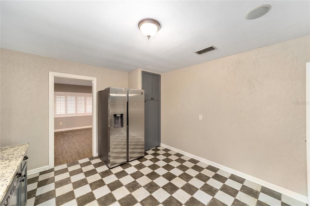 Active With Contract: $470,000 (3 beds, 2 baths, 2068 Square Feet)