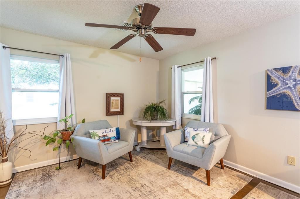 En Venta: $245,000 (2 camas, 2 baños, 1150 Pies cuadrados)