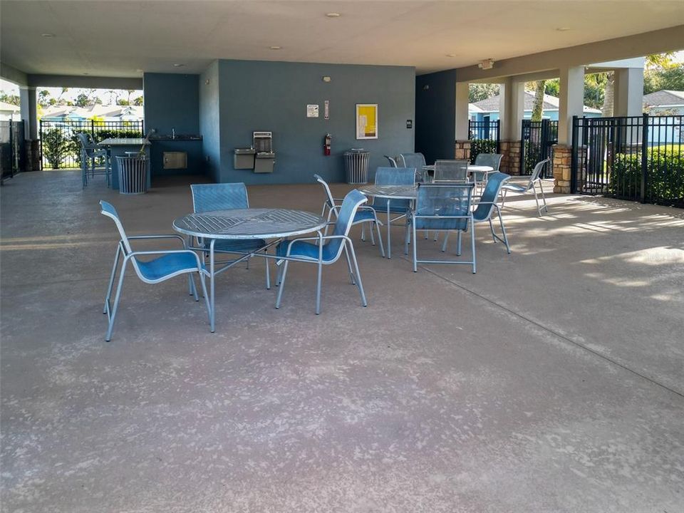 На продажу: $425,000 (3 спален, 2 ванн, 1662 Квадратных фут)