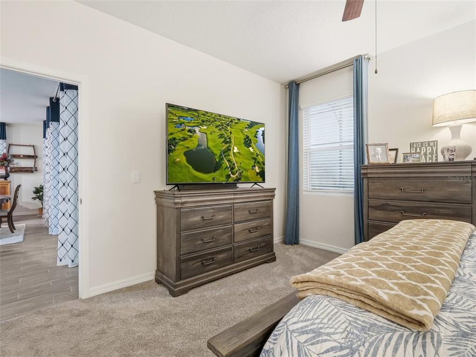 На продажу: $425,000 (3 спален, 2 ванн, 1662 Квадратных фут)