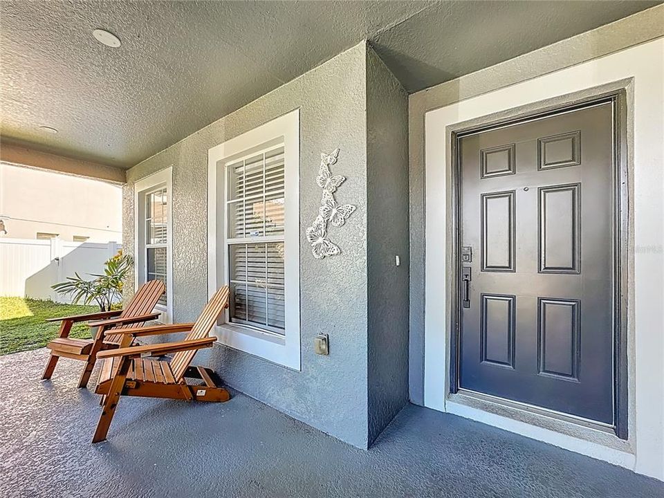 For Sale: $600,000 (6 beds, 4 baths, 3514 Square Feet)