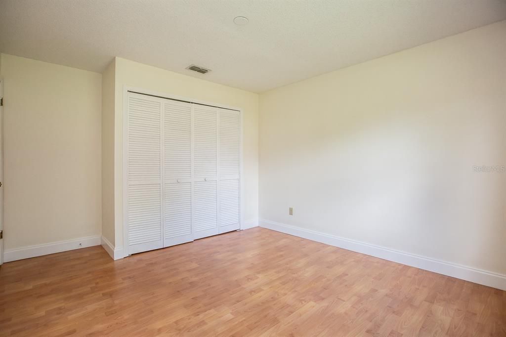 合同活跃: $2,395 (3 贝兹, 2 浴室, 1788 平方英尺)