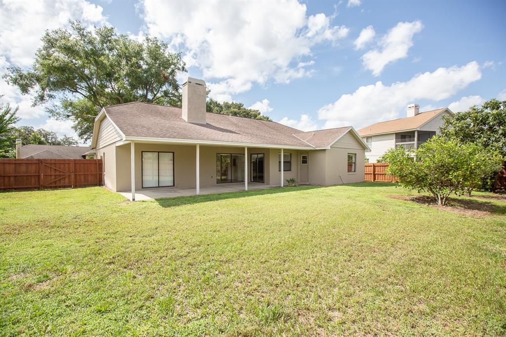 合同活跃: $2,395 (3 贝兹, 2 浴室, 1788 平方英尺)